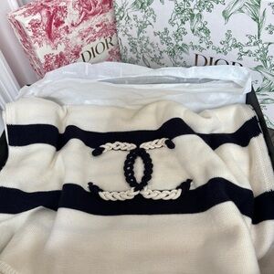 Brandnew Chanel scarf(never worn)